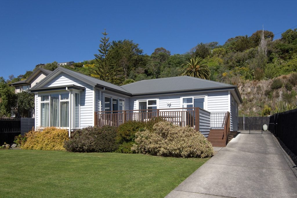 82 McCormacks Bay Road, Mount Pleasant, Christchurch - Carousel 1