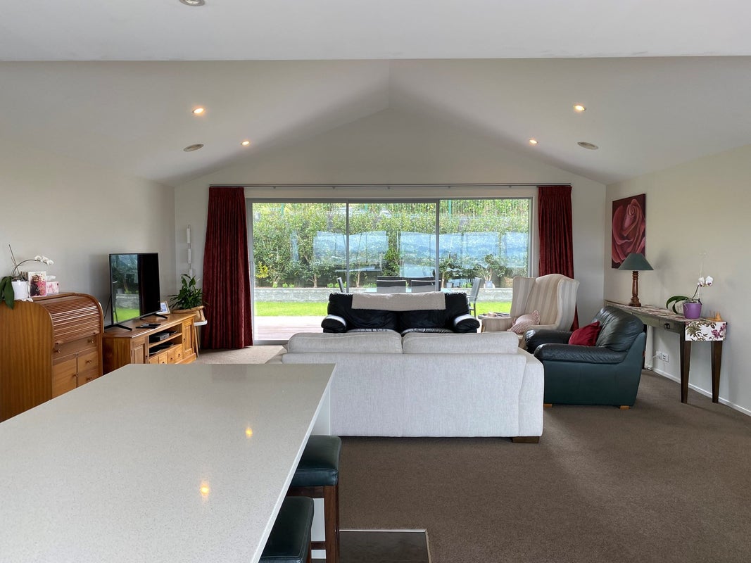 80 Grovenor Drive, Orewa, Orewa - Carousel 2