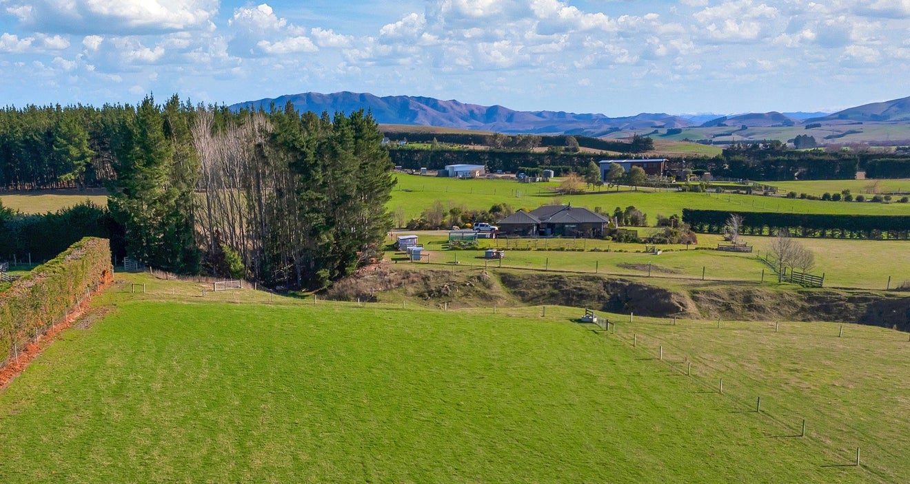 215 Reserve Road, Balcairn, Amberley - Carousel 26