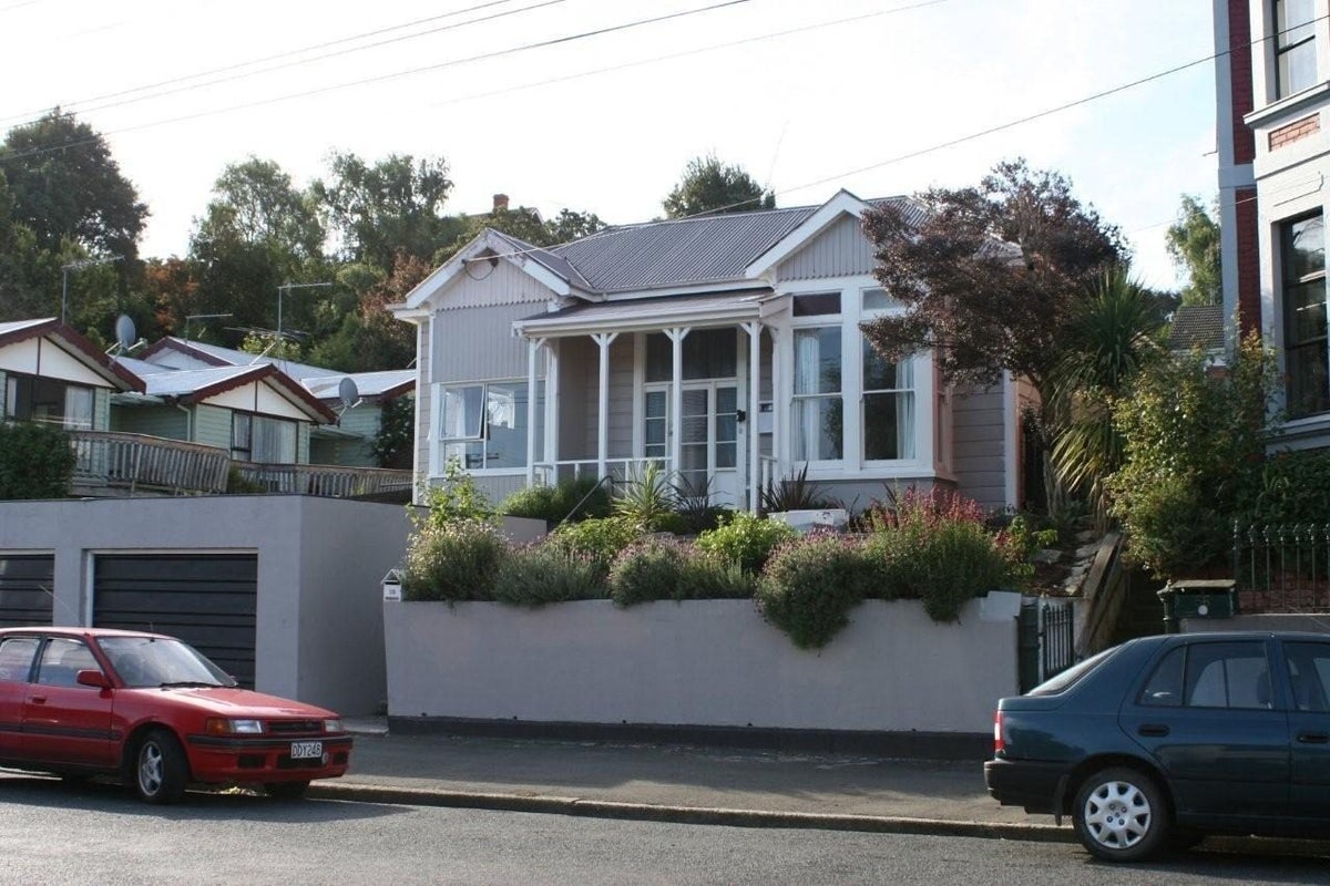 58 Manor Place, Dunedin Central, Dunedin - Carousel 1