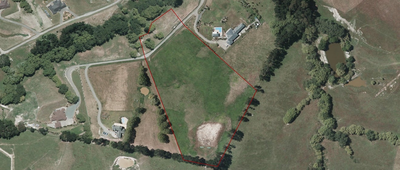 7D Willow Lane, Stillwater, Silverdale - Carousel 1