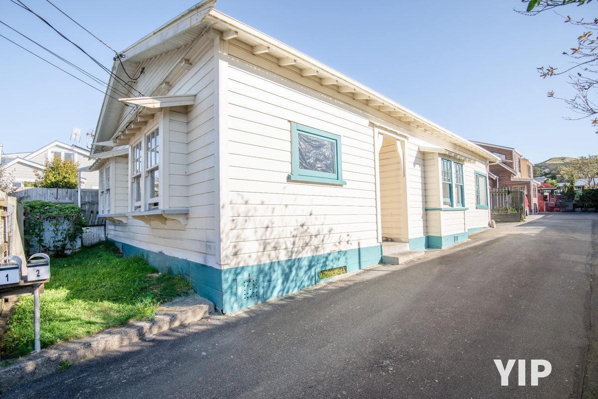 1/44 DR Taylor Terrace, Johnsonville, Wellington - Carousel 2