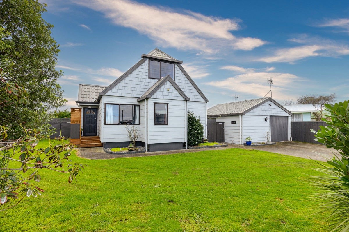 86 Fox Road, Springvale, Whanganui - Carousel 1