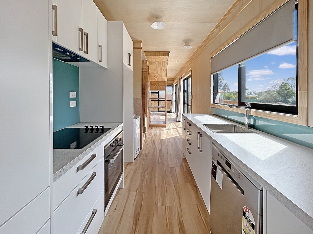12/12A Forest Road, Waitarere Beach, Levin - Carousel 2