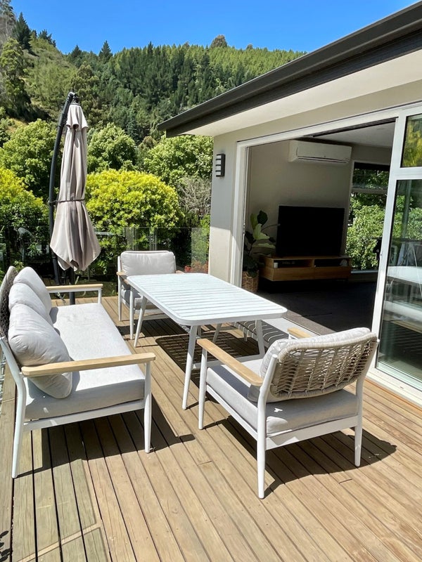 92 Bowenvale Avenue, Cashmere, Christchurch - Carousel 1