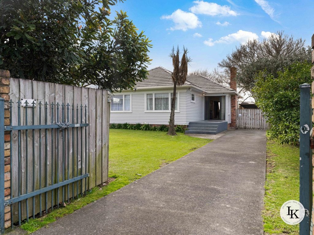 65 Hallberry Road, Mangere East, Manukau City, Auckland - Carousel 2