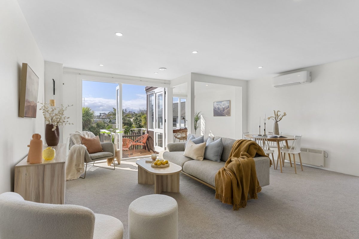 3/84 Long Drive, St Heliers, Auckland - Carousel 2
