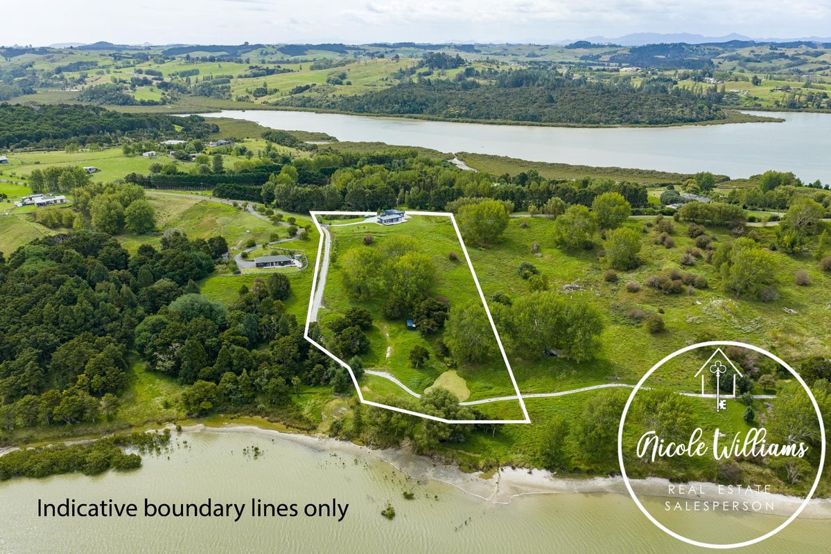 275 Metcalfe Road, Matakohe - Carousel 35