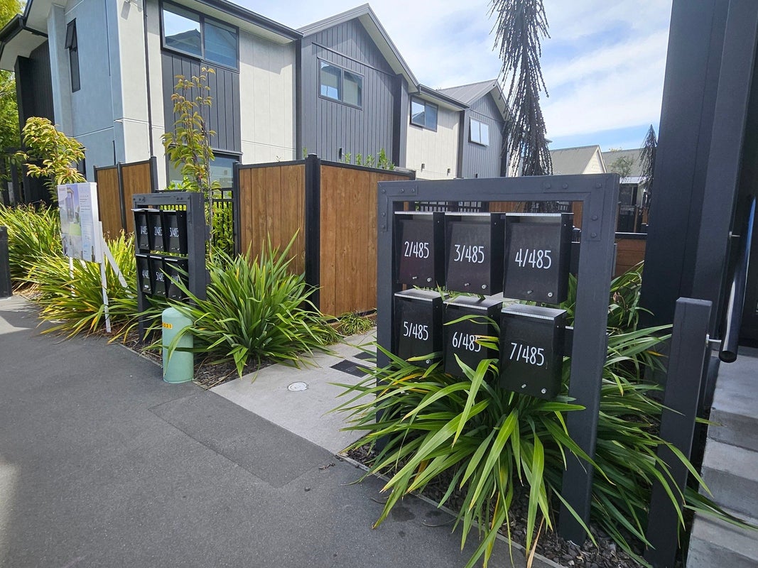 3/485 Selwyn Street, Christchurch Central, Christchurch - Carousel 1