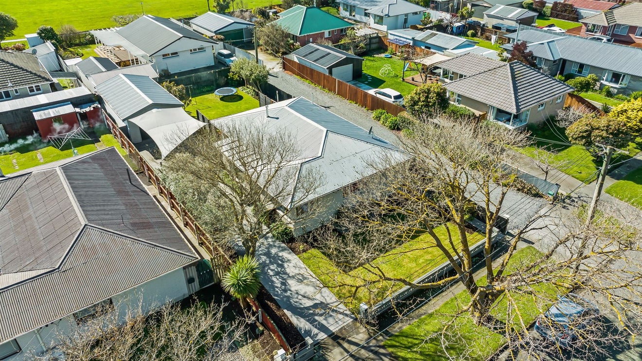 42 Brabourne Street, Hillsborough, Christchurch - Carousel 21