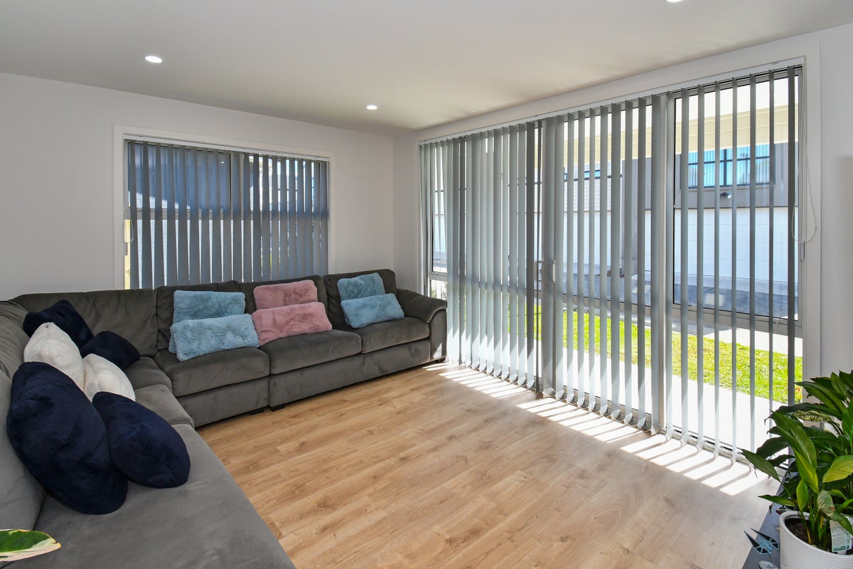7 Fuselage Lane, Takanini, Auckland - Carousel 2