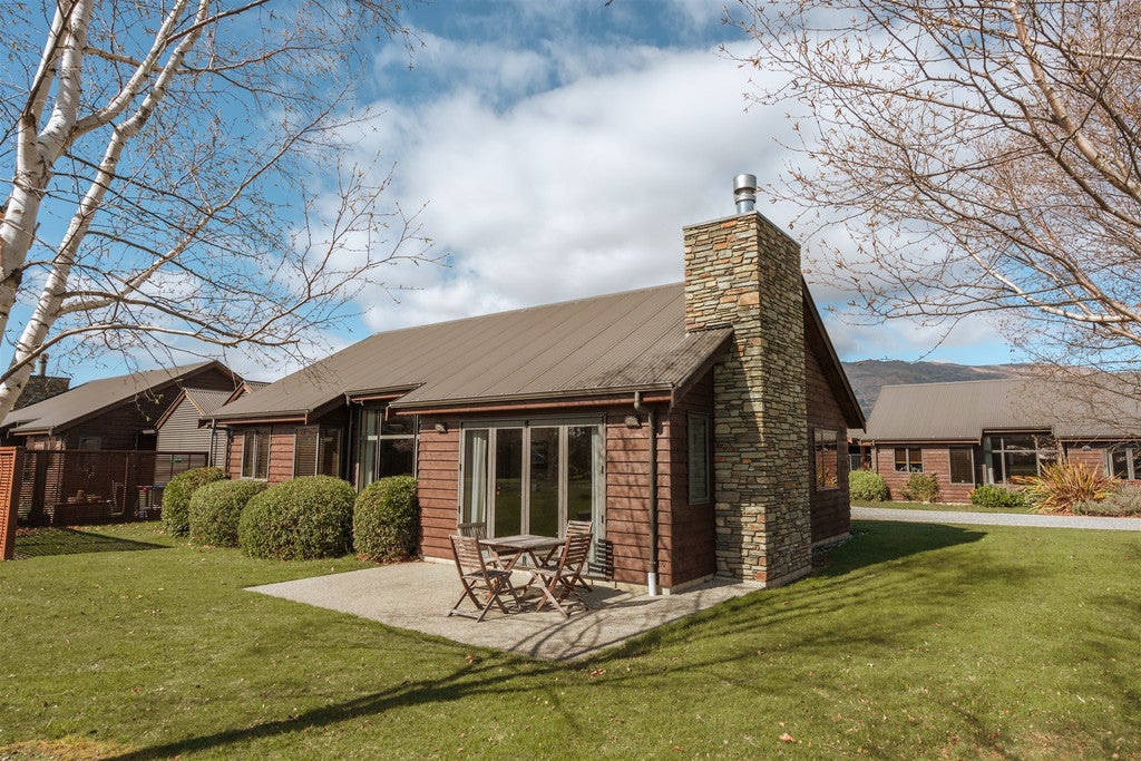 1 Cottage Lane, Wanaka, Wānaka - Carousel 2