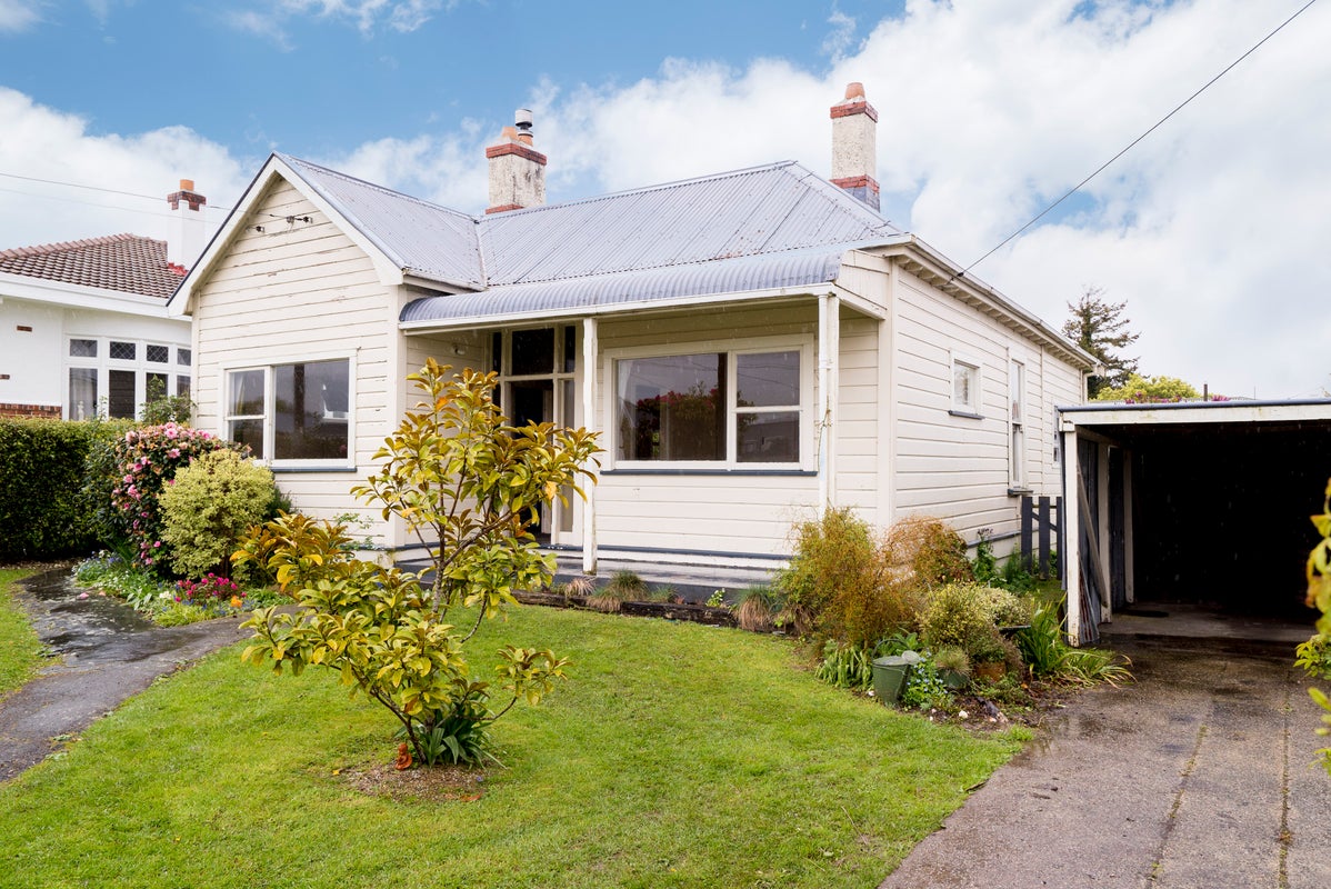 8 Edgar Street, Wakari, Dunedin - Carousel 1