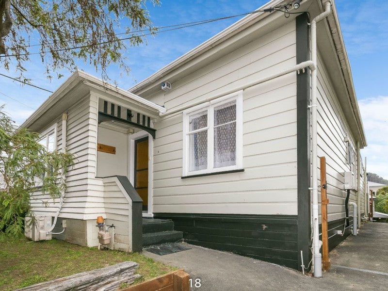 18 Somerset Avenue, Newtown, Wellington - Carousel 1
