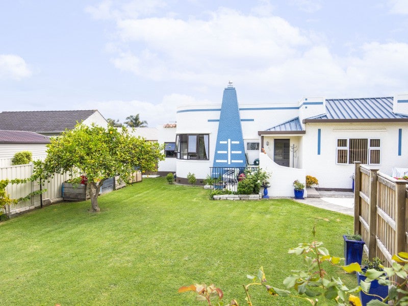 4/23 Higgins Street, Marewa, Napier - Carousel 1