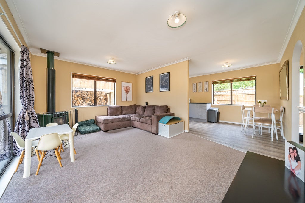 78 Gillespies Road, Birchville, Upper Hutt - Carousel 2