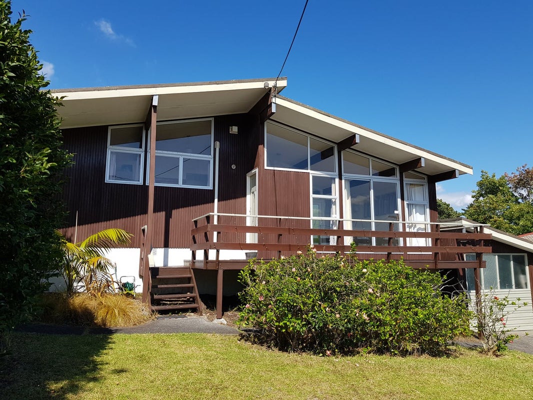 14 Aeroview Drive, Beach Haven, Auckland - Carousel 1
