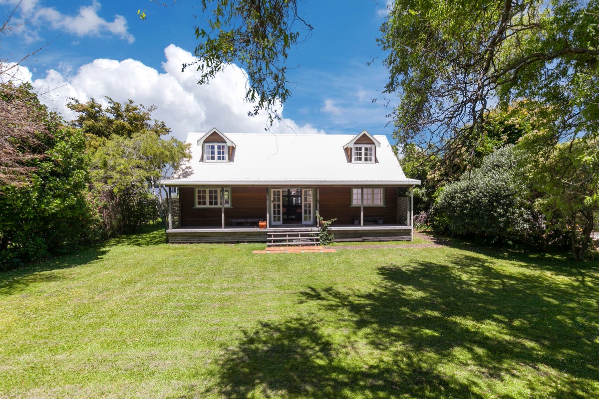 21 Waimanu Place, Warkworth - Carousel 1