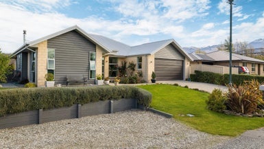 5 Missy Crescent, Mount Pisa, Cromwell - Carousel 1