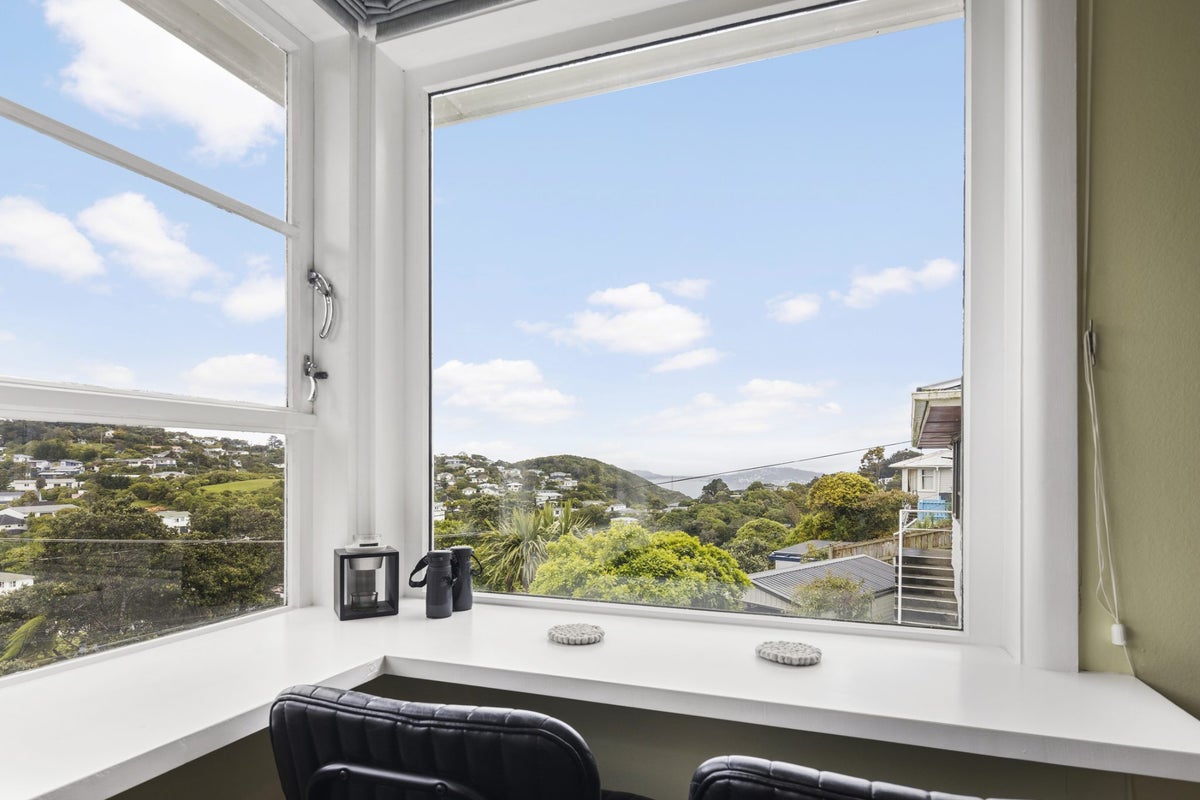 100 Ruskin Road, Newlands, Wellington - Carousel 2