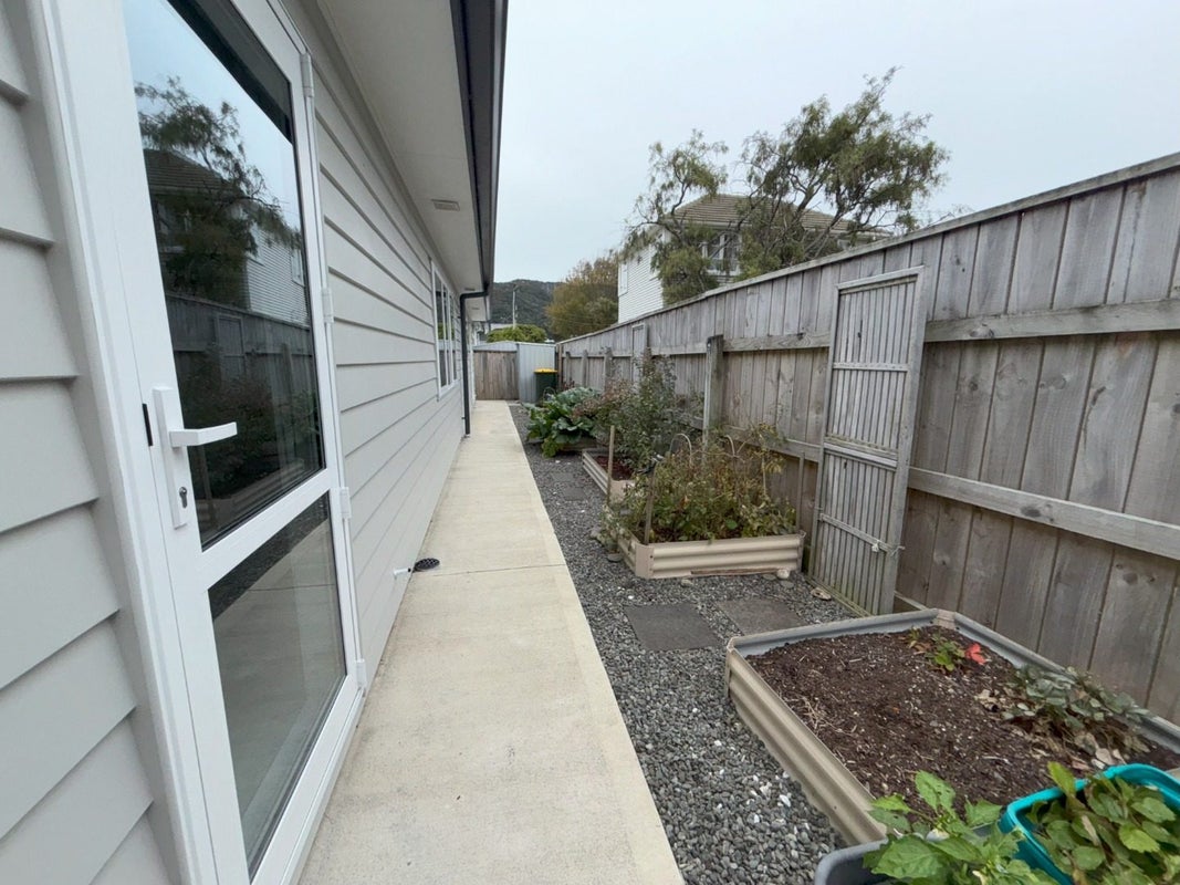 23A Pearce Crescent, Taita, Lower Hutt - Carousel 13