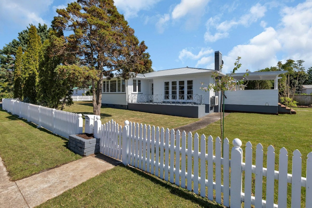 57 Clark Road, Te Kamo, Whangarei - Carousel 1