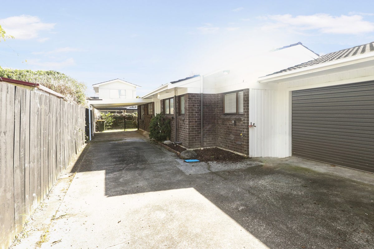 3/545 Weymouth Road, Weymouth, Auckland - Carousel 1