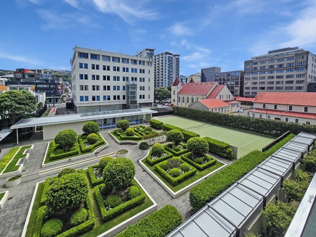 B52/10 Ebor Street, Te Aro, Wellington - Carousel 2