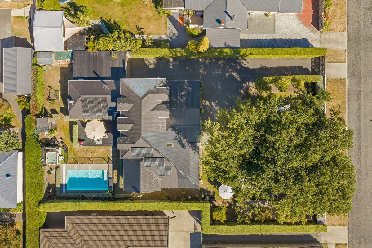 5B Burden Street, Redwoodtown, Blenheim - Carousel 33