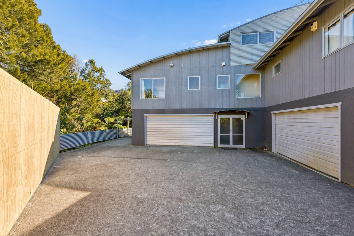 77H Goodall Street, Hillsborough, Auckland - Carousel 1