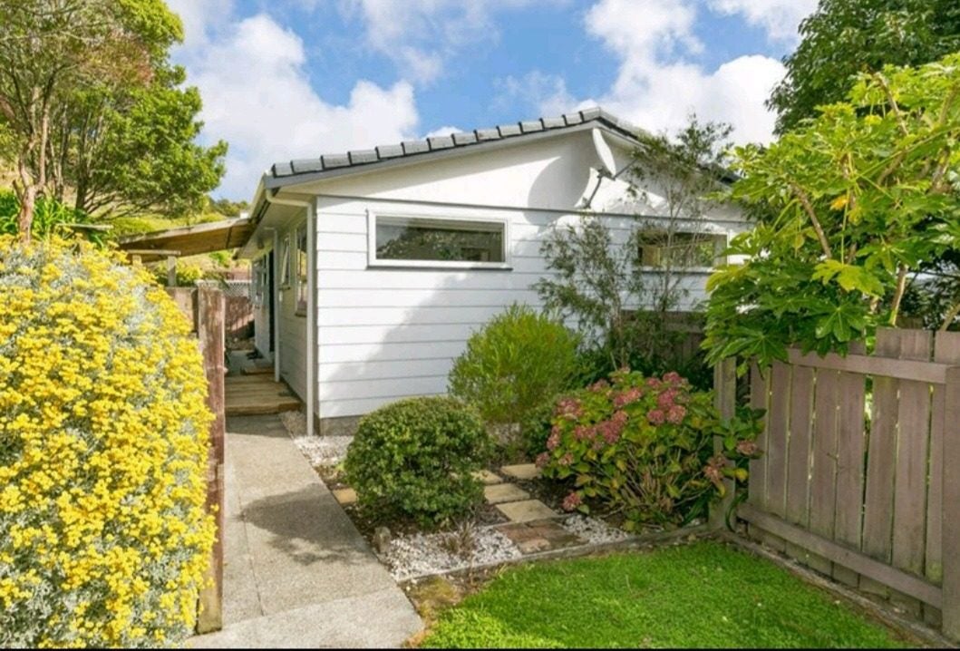 14 Buccaneer Place, Grenada Village, Wellington - Carousel 16