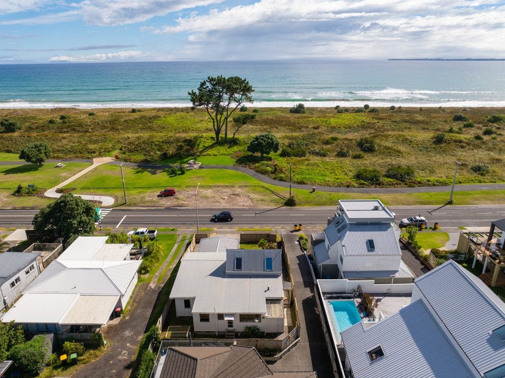 718A Papamoa Beach Road, Papamoa Beach, Papamoa - Carousel 2
