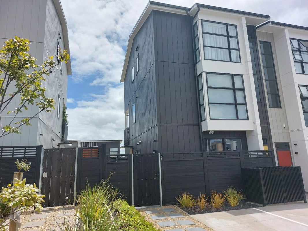 26 Raranga Lane, Hobsonville, Auckland - Carousel 1