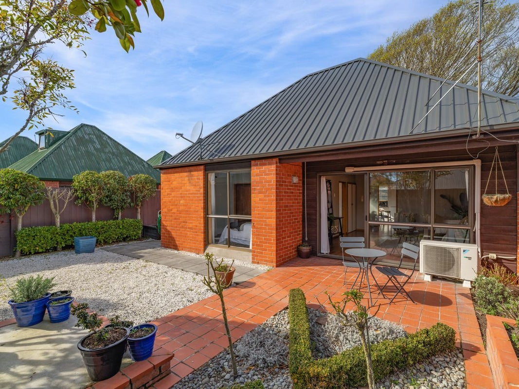 1/89 Windermere Road, Papanui, Christchurch - Carousel 2