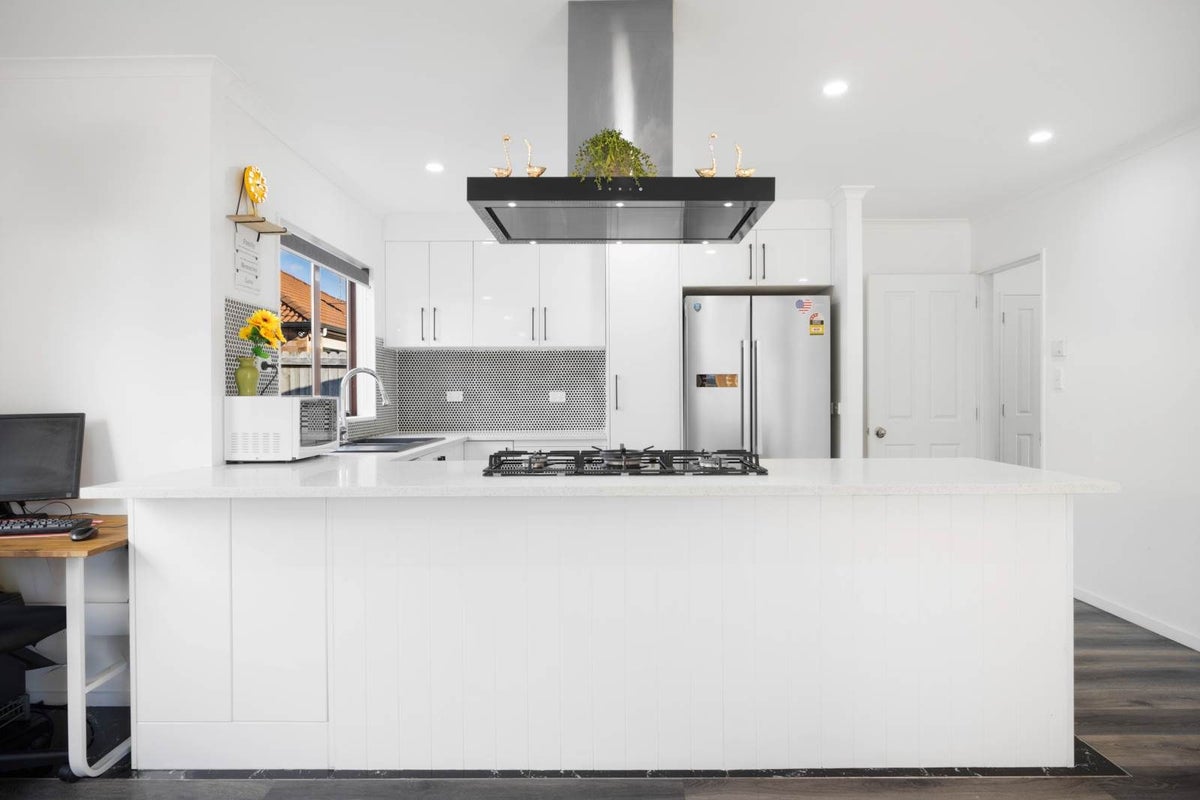 1 Jeffs Road, Flat Bush, Auckland - Carousel 2