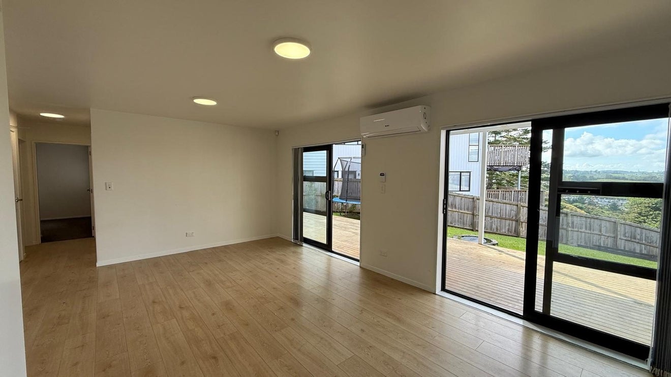 1 Silverhill Lane, Silverdale, Silverdale - Carousel 1