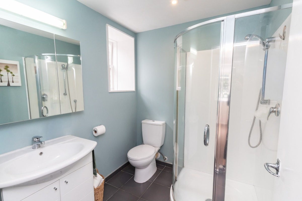 11 Liardet Street, Vogeltown, Wellington - Carousel 33