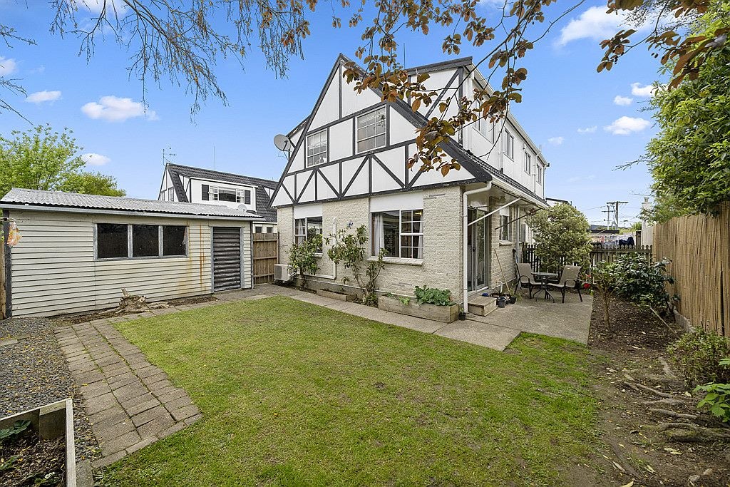 3/9 John Street, Trentham, Upper Hutt - Carousel 1
