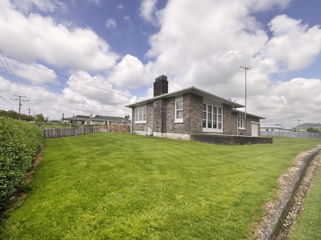 30 Ford Road, Fordlands, Rotorua, Bay Of Plenty - Carousel 1