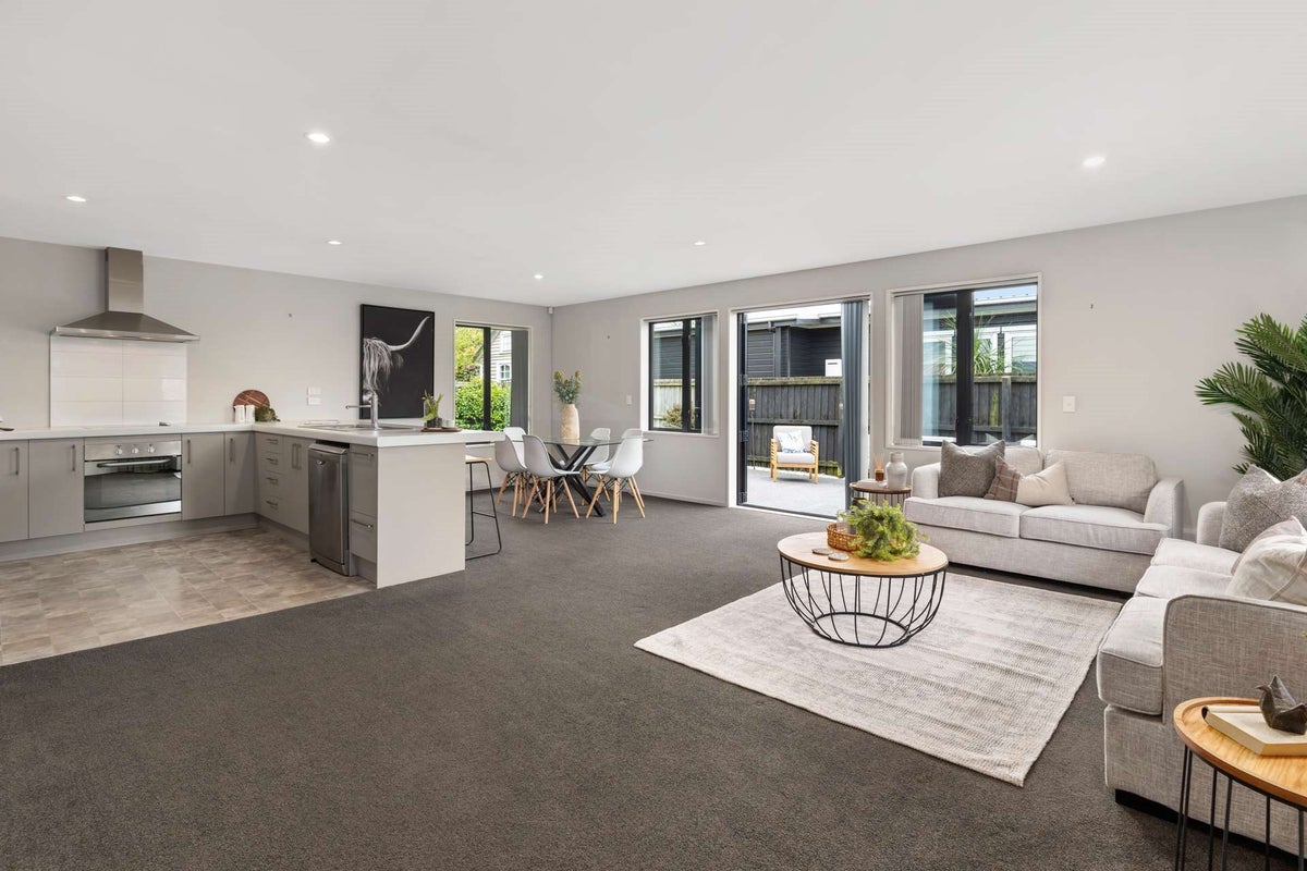 16A Surrey Street, Linwood, Christchurch - Carousel 1