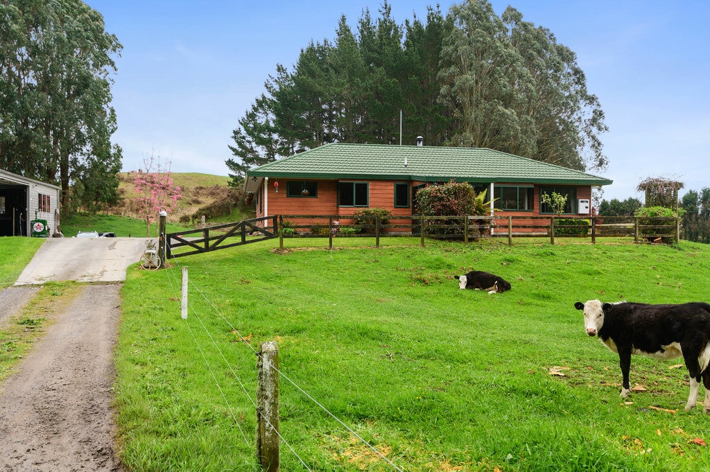 11 Kingsley Drive, Ngongotaha, Rotorua - Carousel 2