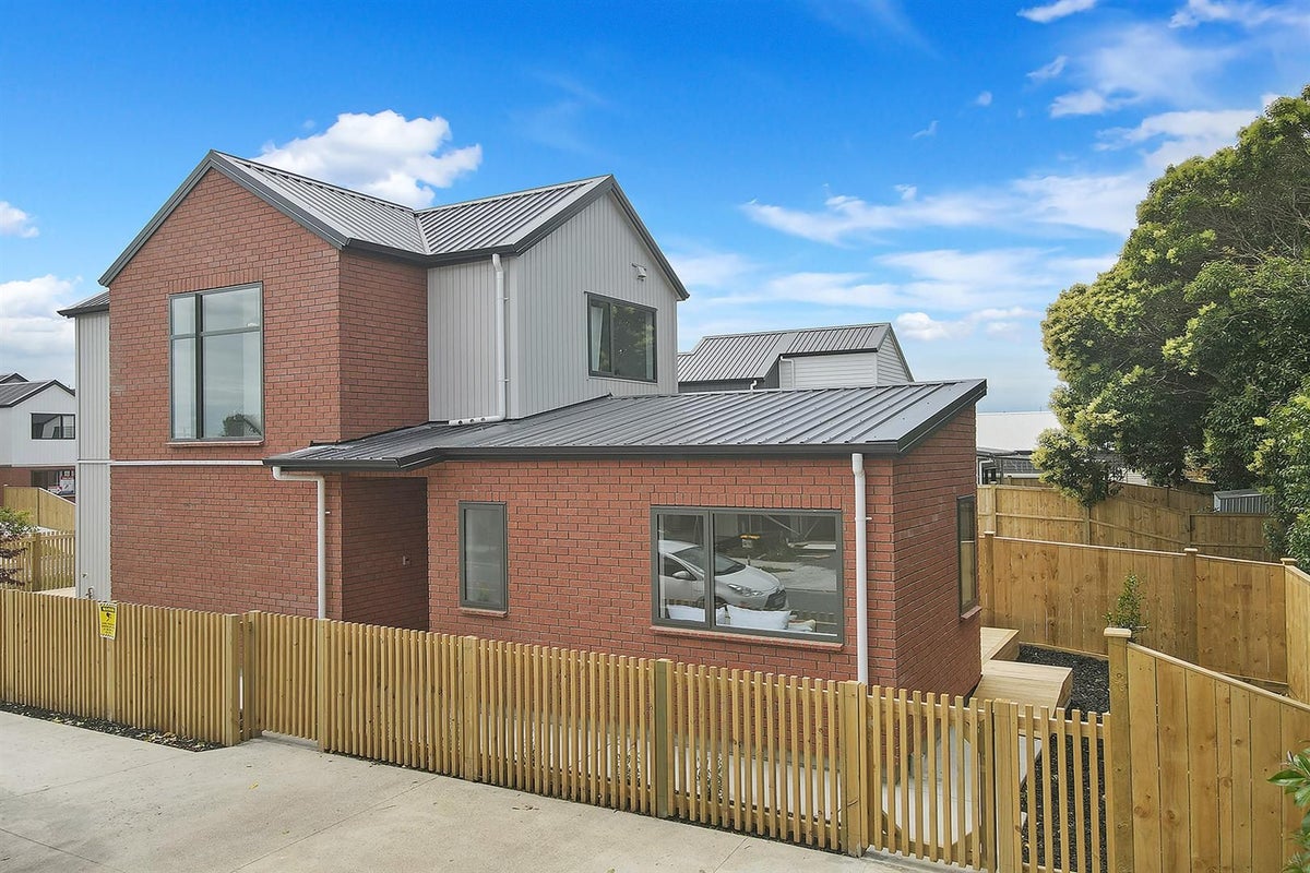 68 Kairakau Street, Papakura - Carousel 2