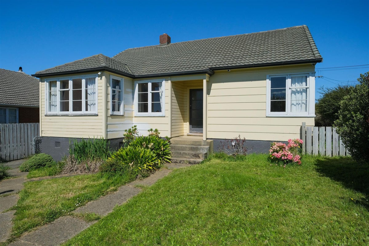 141 Middleton Road, Corstorphine, Dunedin - Carousel 1