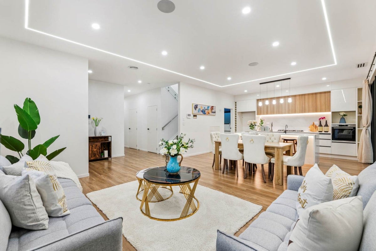 19 Southridge Road, Flat Bush, Manukau City, Auckland - Carousel 2