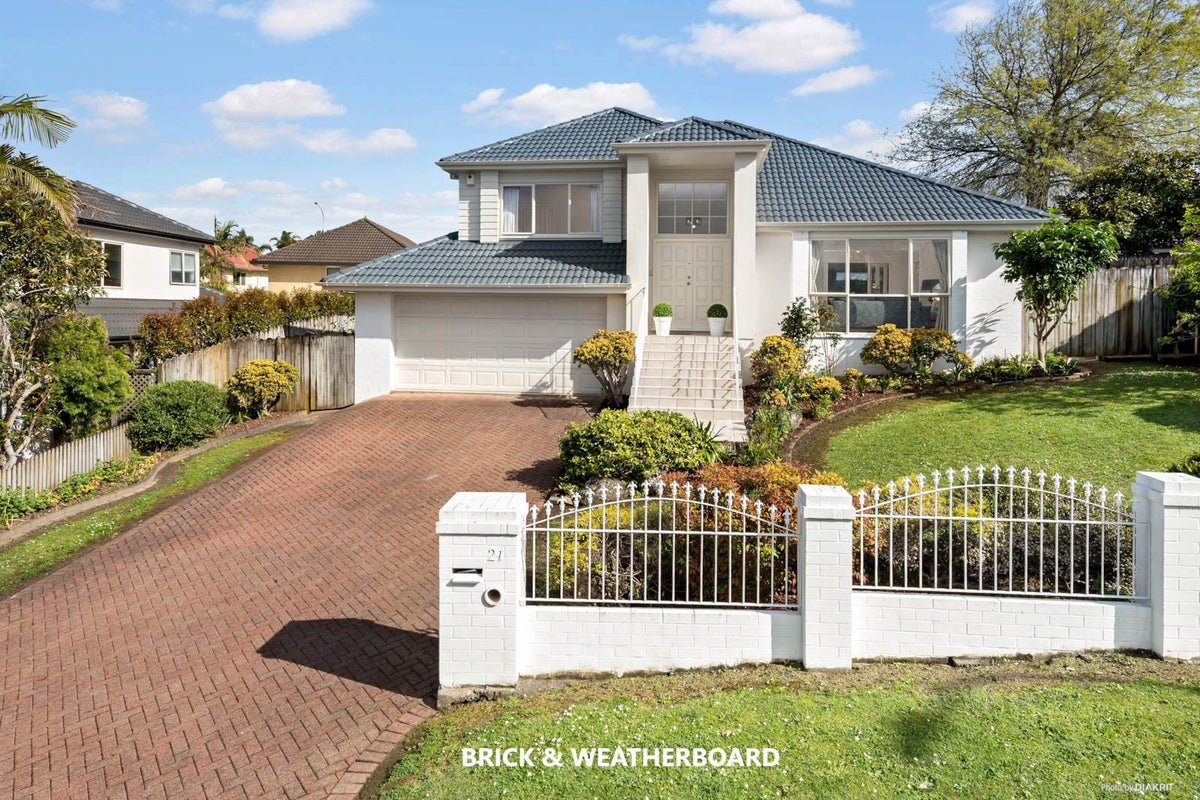 21 Belgate Place, Somerville, Manukau - Carousel 1
