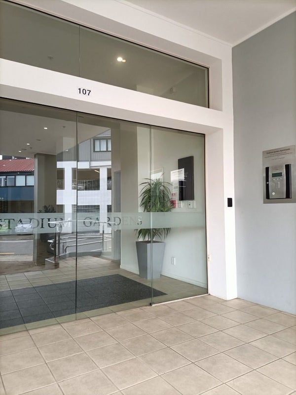 118/107 Thorndon Quay, Pipitea, Wellington - Carousel 12
