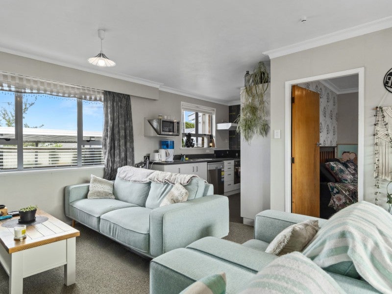 2/128 Sixteenth Avenue, Tauranga South, Tauranga - Carousel 2