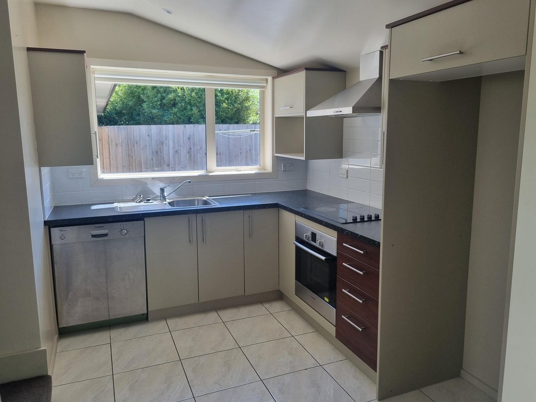 3/25 Andover Street, Merivale, Christchurch - Carousel 2