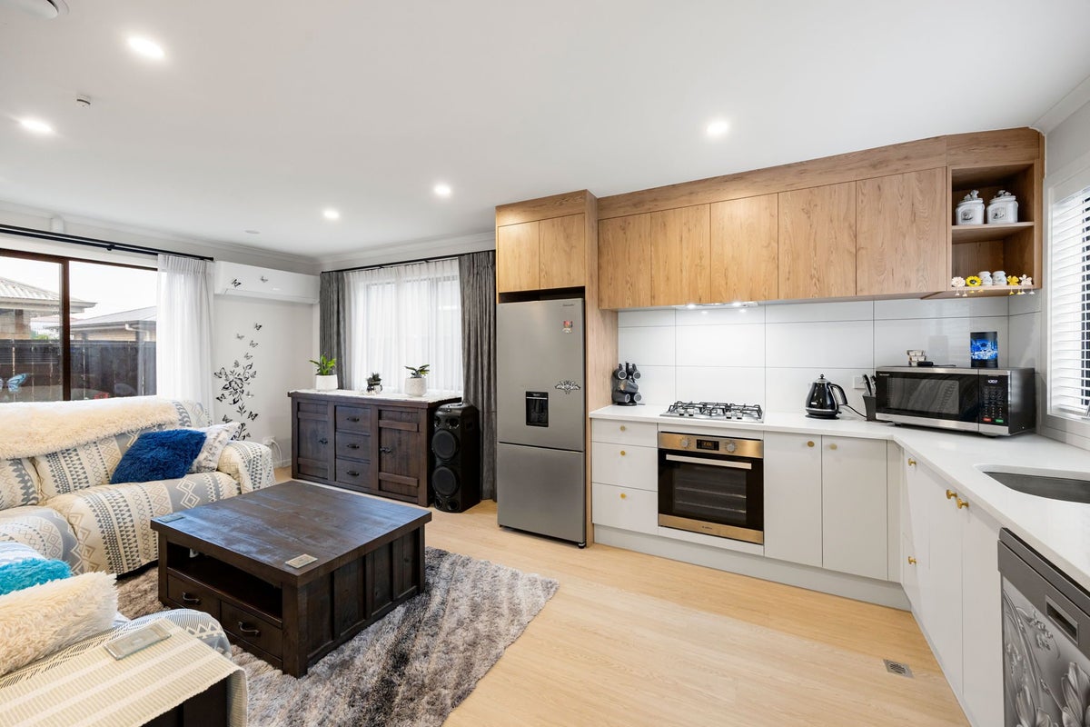 6/9 Paterson Street, Frankton, Hamilton - Carousel 1