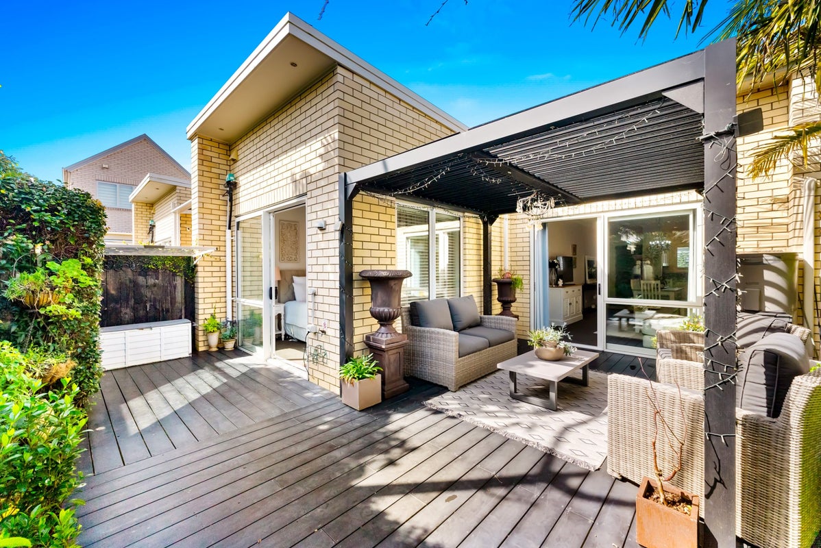 198 Clark Road, Hobsonville, Auckland - Carousel 1